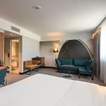 Отель Novotel Zentrum 4*