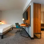 Novotel Zentrum 4* Ρέγκενσμπουργκ