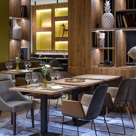 Novotel Zentrum 4* Ratisbona