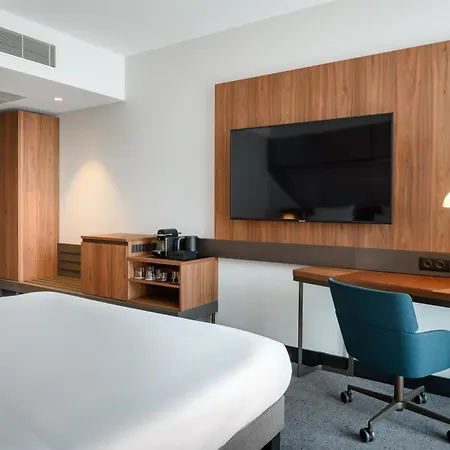 Hotel Novotel Zentrum 4*