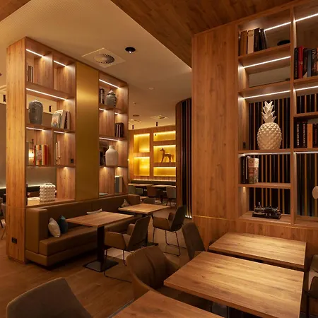 호텔 Novotel Zentrum