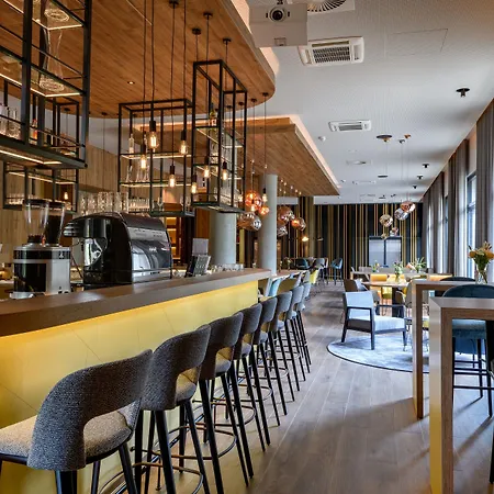 Novotel Zentrum Ξενοδοχείο 4*