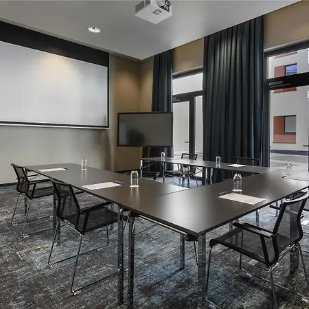מלון Novotel Zentrum