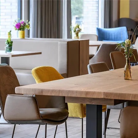 Novotel Zentrum 4* Ρέγκενσμπουργκ