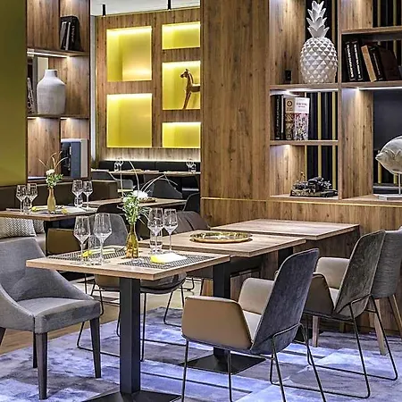 Отель Novotel Zentrum Регенсбург