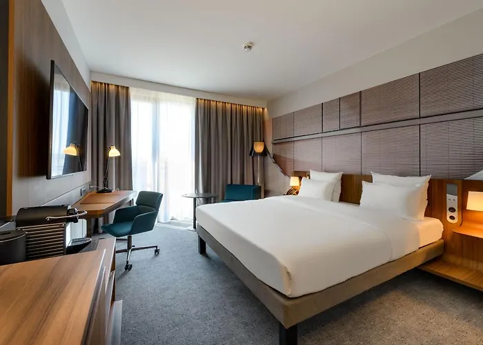 Ξενοδοχείο Novotel Zentrum 4*